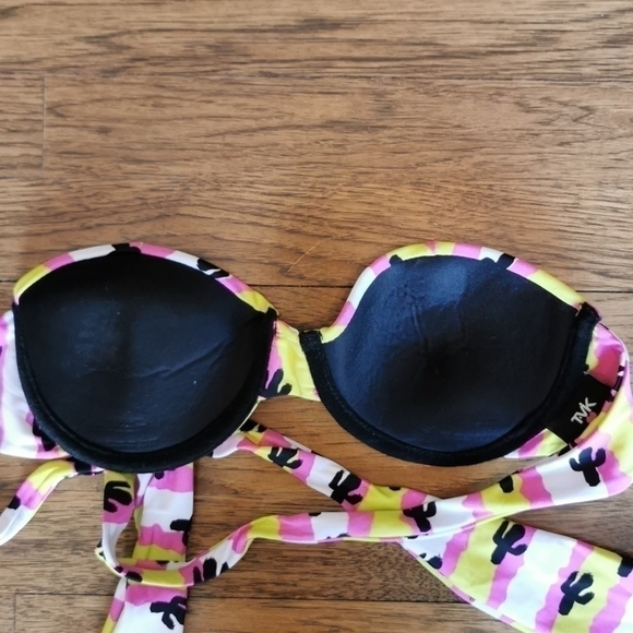 Pacsun Bikini Top Lightly Padded Strapless Medium New - Picture 3 of 5